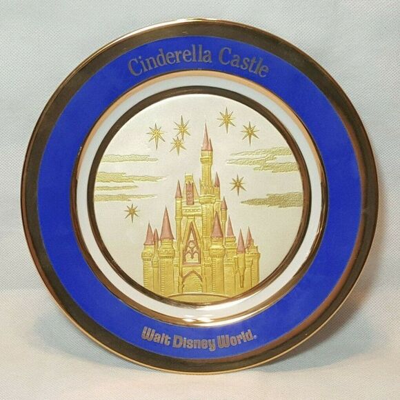 Walt Disney World Cinderella Castle 3D Souvenir Plate Blue Goldtone Copper - Picture 1 of 4